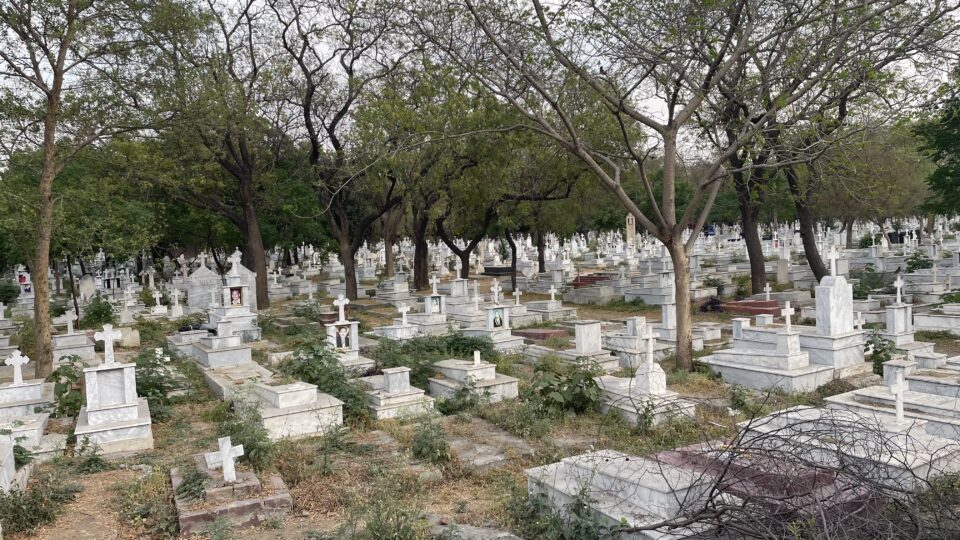 आधी रात में क़ब्रिस्तान से आया बिरयानी का ऑर्डर, ग्राहक व एजेंट की बातचीत वाइरल